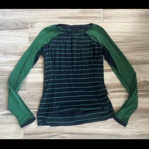 Lululemon Full Tilt Long Sleeve Inkwell Green Bean size 8